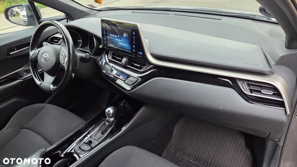 Toyota C-HR Business-Edition - 24