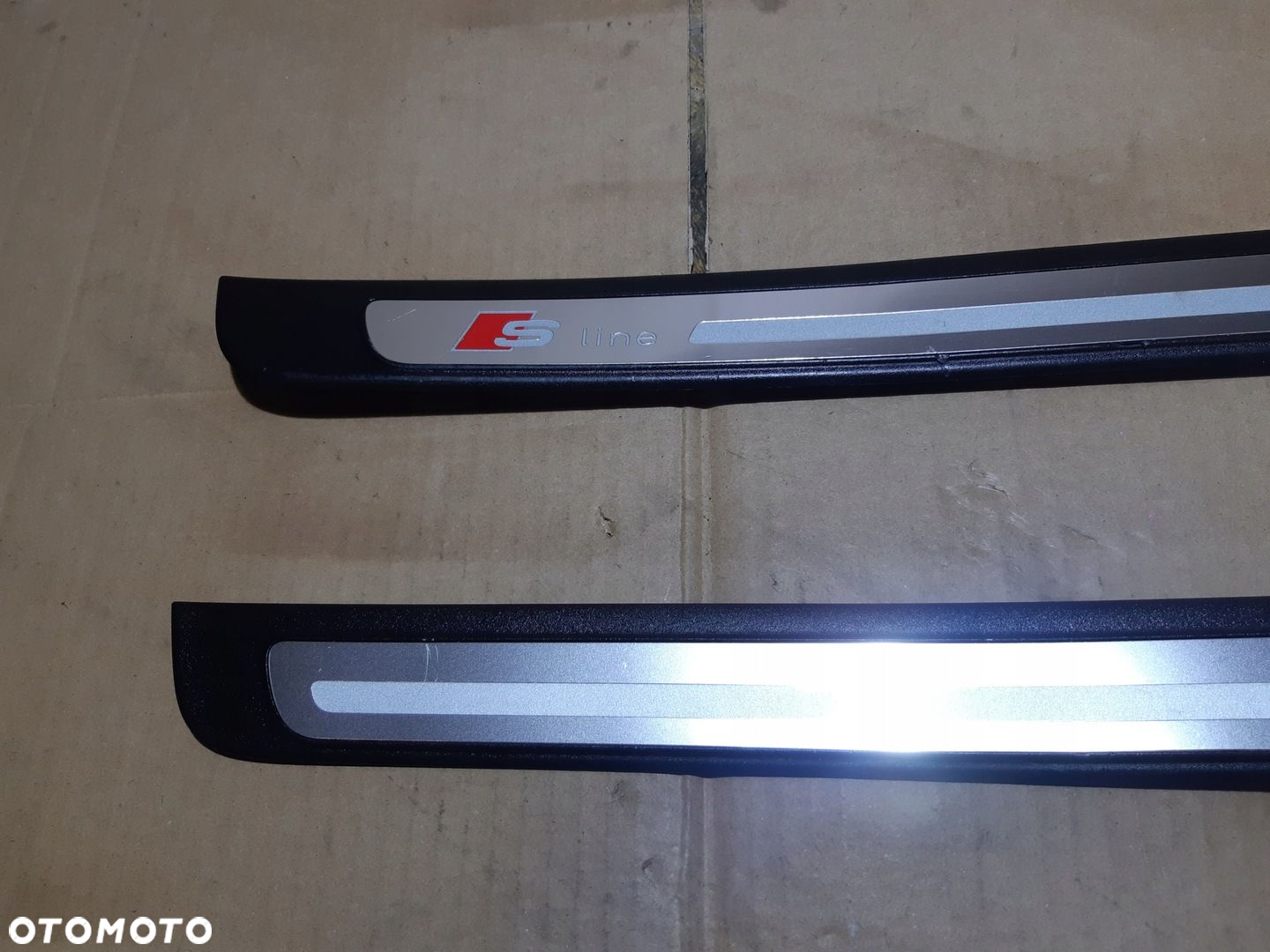 AUDI A4 B8 S-LINE LISTWY PROGOWE KOMPLET 8K0853373B 8K0853374B - 8