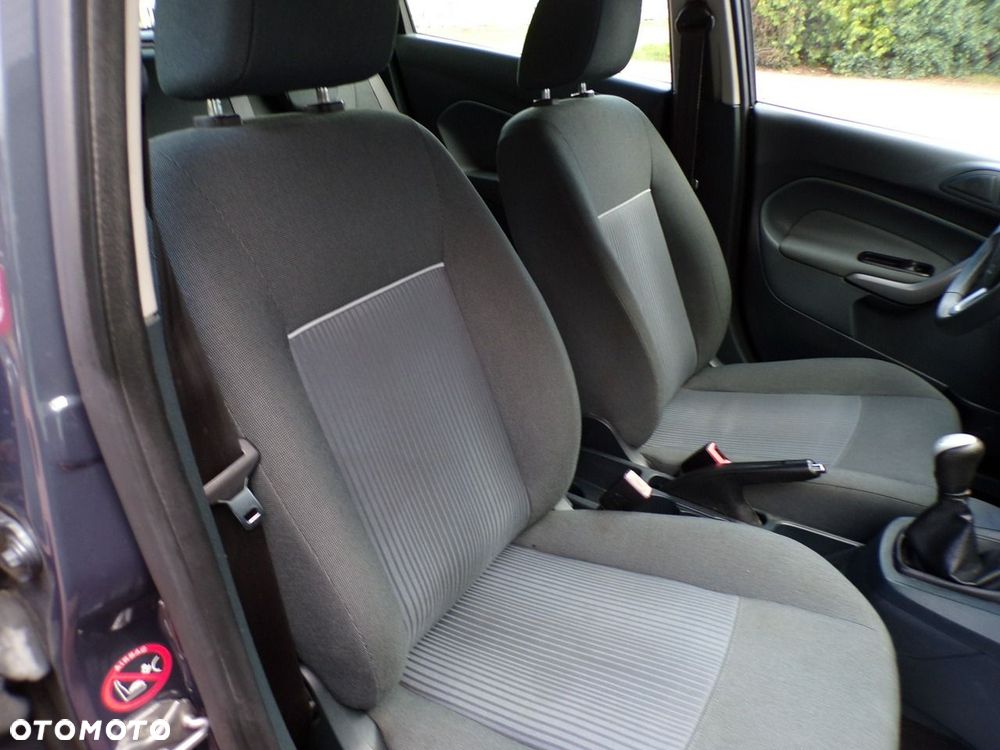 Ford Fiesta - 17