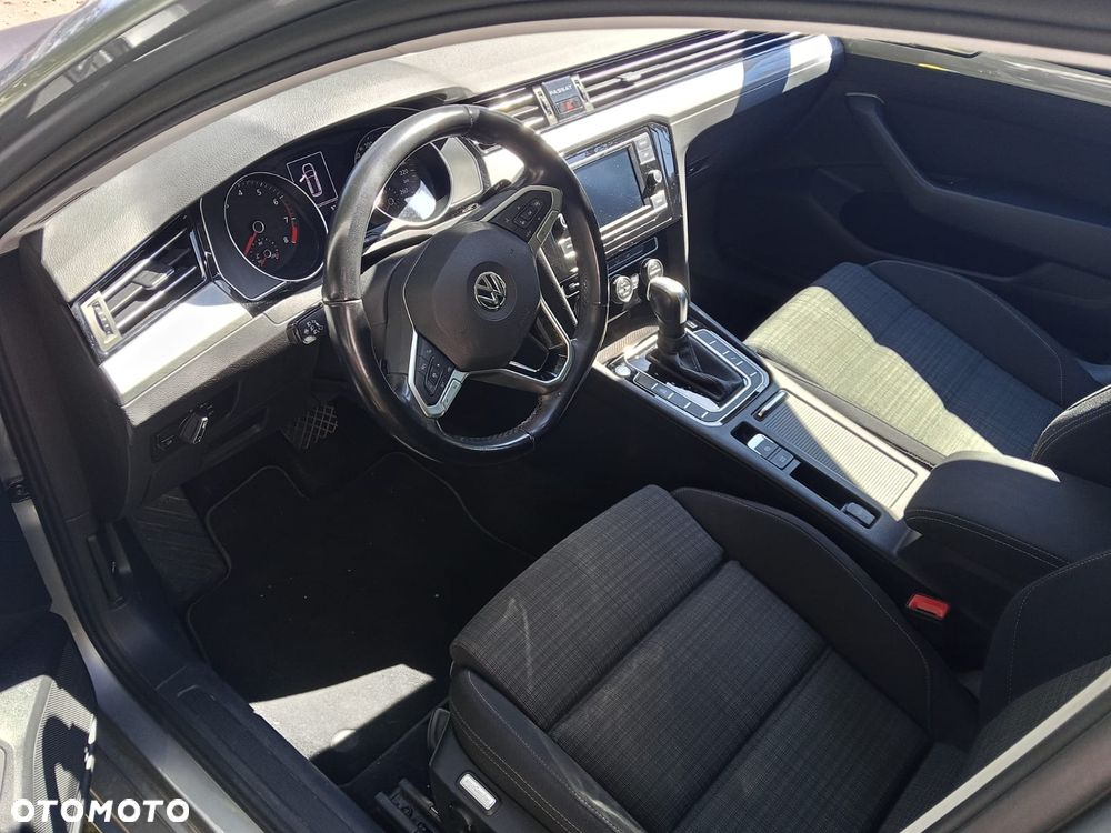 Volkswagen Passat 1.5 TSI EVO Business DSG - 10