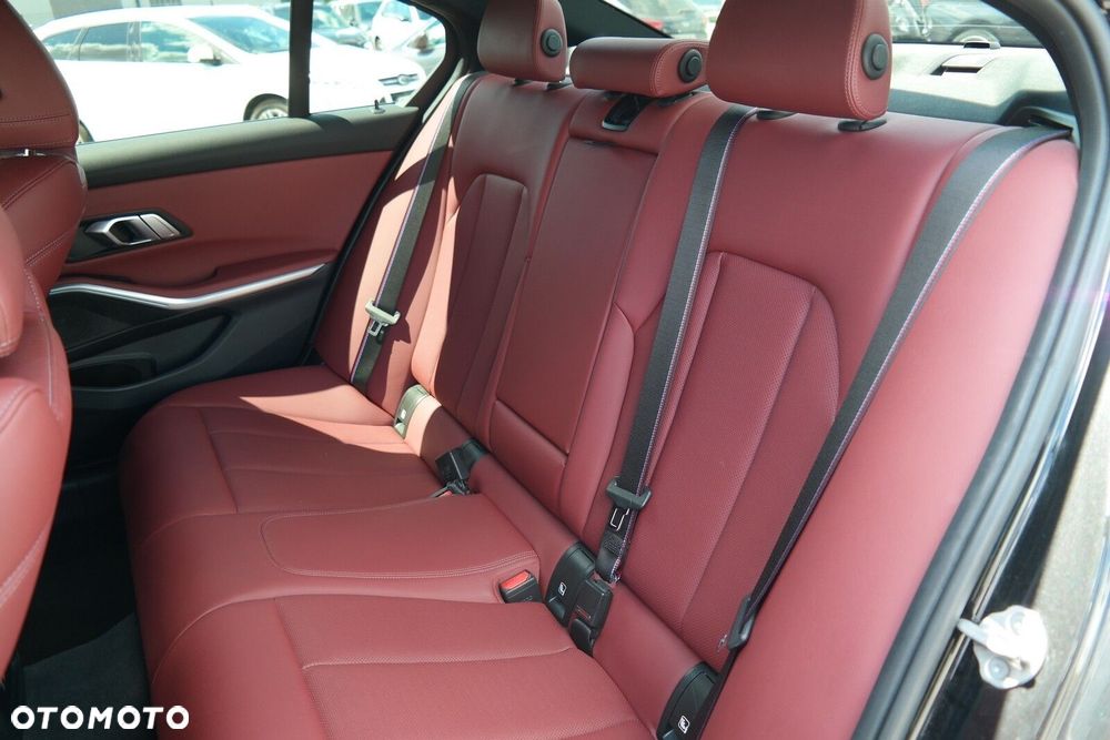 BMW Seria 3 - 14