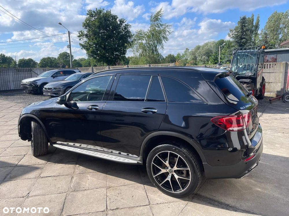 Mercedes-Benz GLC 300 de 4Matic 9G-TRONIC AMG Line - 5