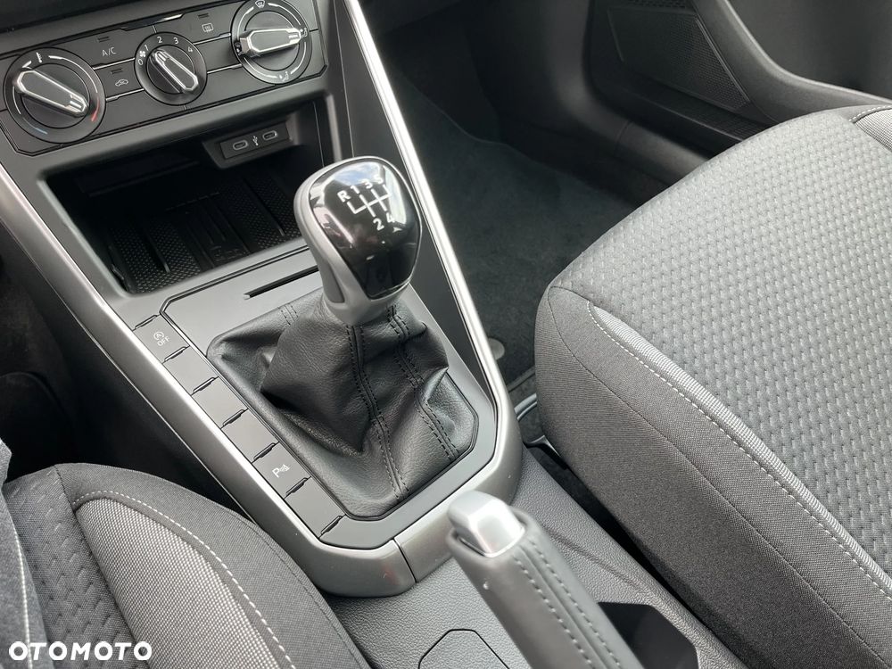 Volkswagen Polo 1.0 MPI Life Plus - 15