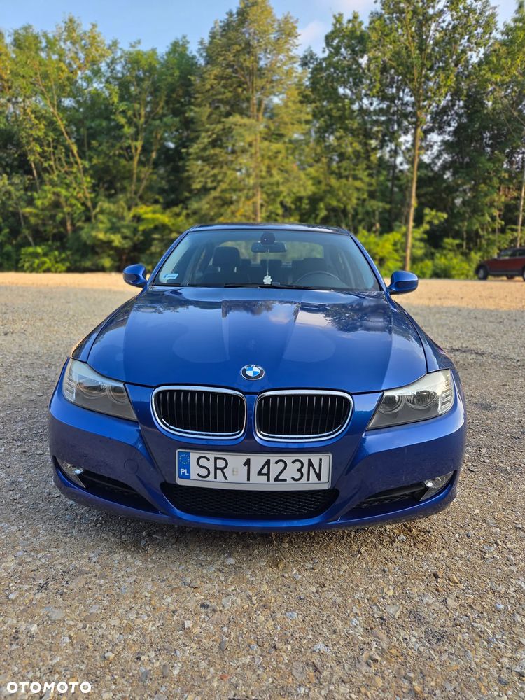 BMW Seria 3 318i - 2