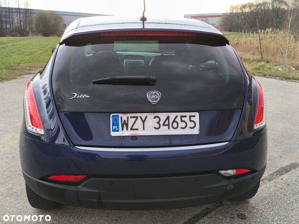 Lancia Delta 1.4 MultiAir 16v Gold - 4