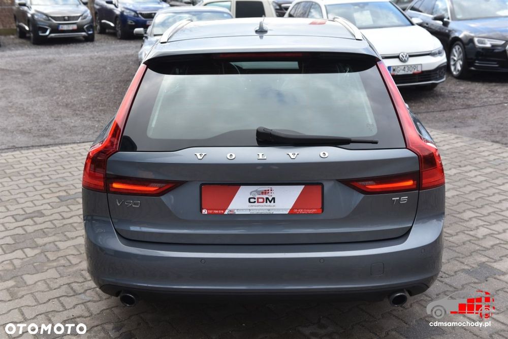 Volvo V90 T5 Momentum - 9