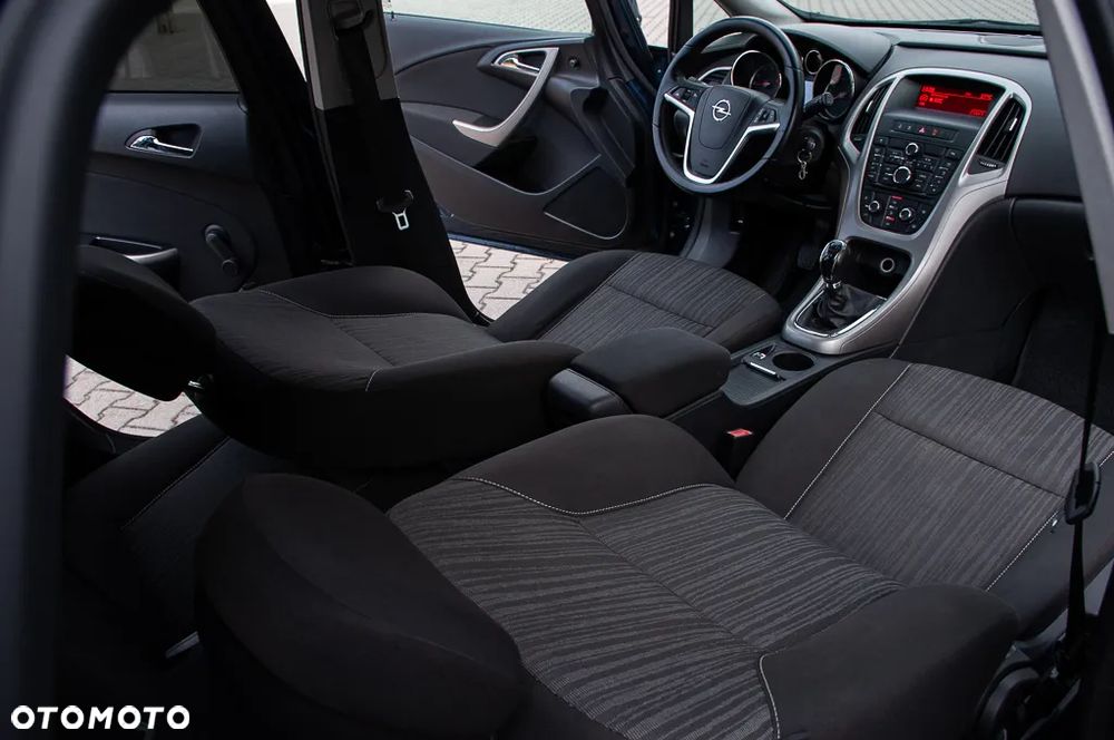 Opel Astra 1.4 ecoFLEX - 32