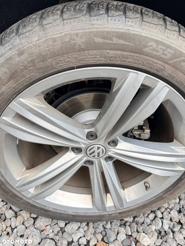 Volkswagen Tiguan ver-2-0-tdi-scr-4motion-dsg-highline - 8