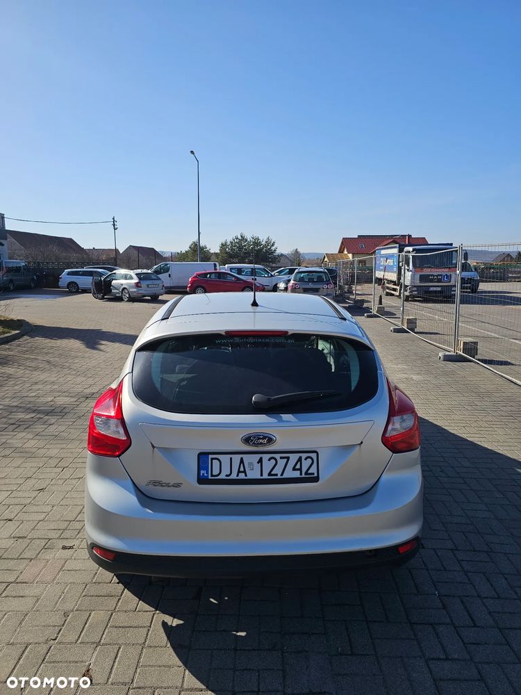 Ford Focus - 12