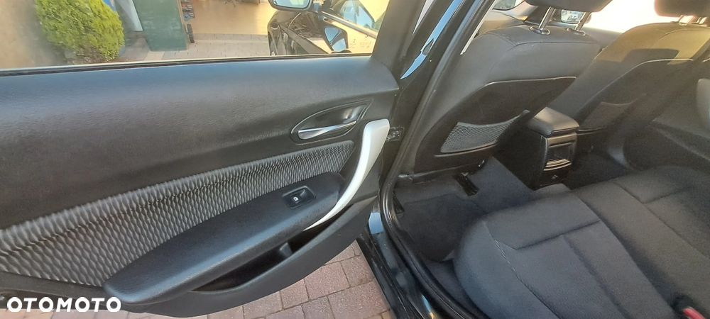 BMW Seria 1 116i Sport Line - 19