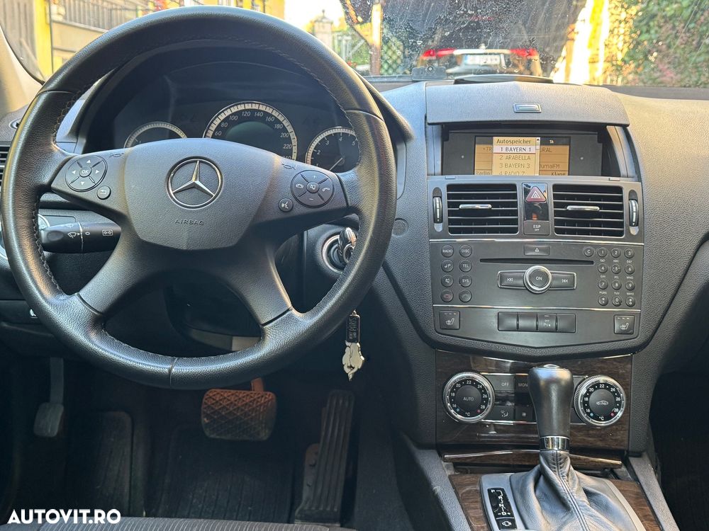 Mercedes-Benz C - 10