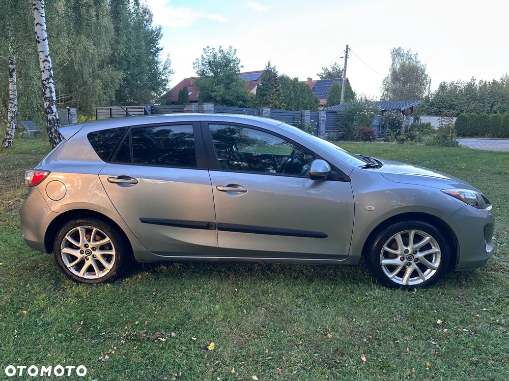 Mazda 3 - 5