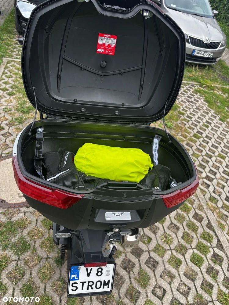 Suzuki V-STROM - 18