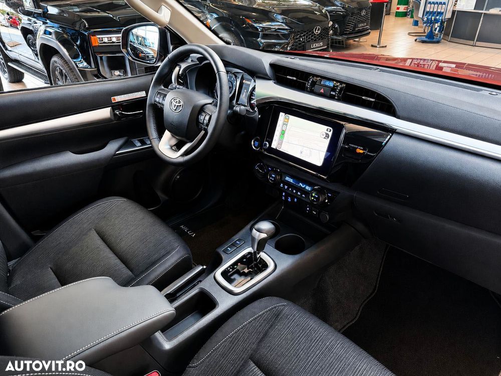 Toyota Hilux - 12