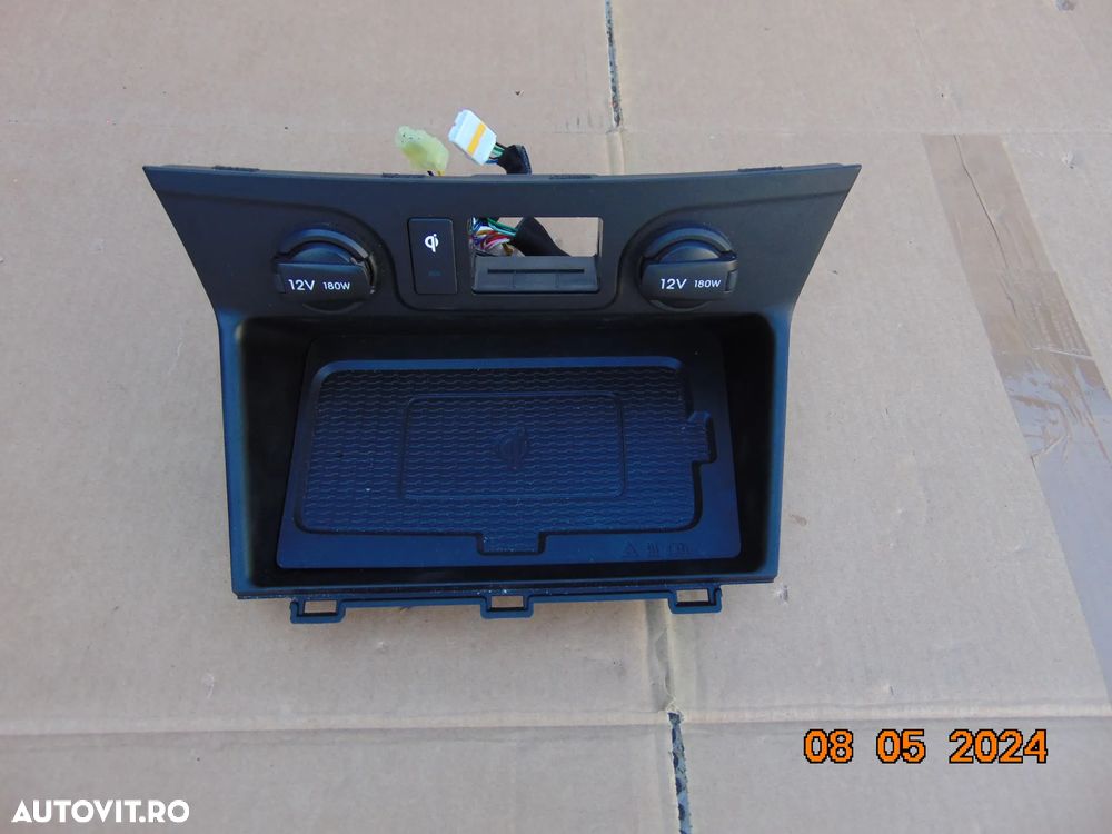 Consola centrala Hyundai Tucson 2015-2020 suport telefon priza incarcator bricheta - 1