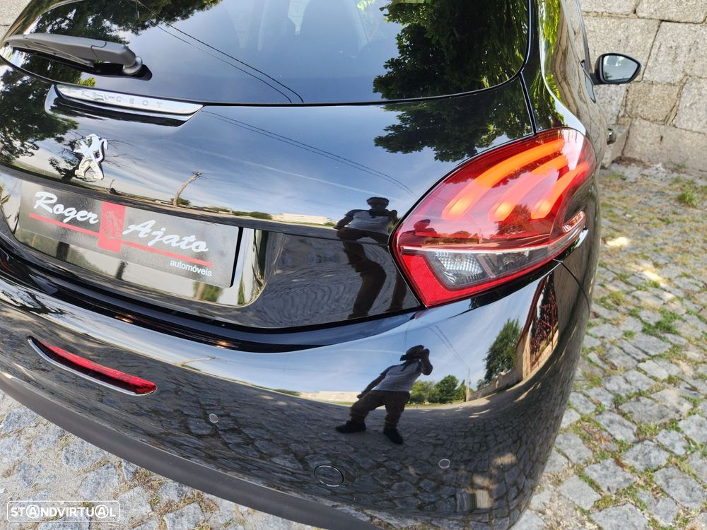 Peugeot 208 1.5 BlueHDi Signature - 46