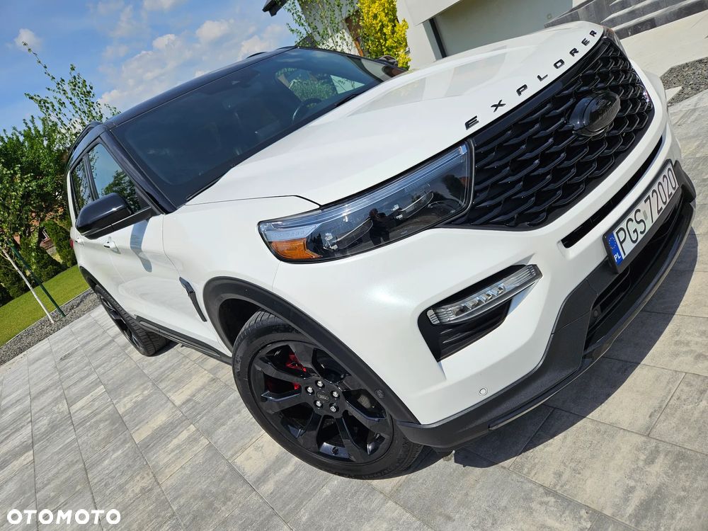Ford Explorer - 1