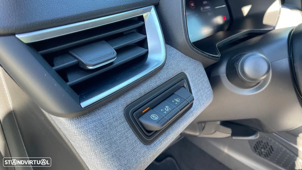 Renault Clio 1.0 TCe Evolution - 24