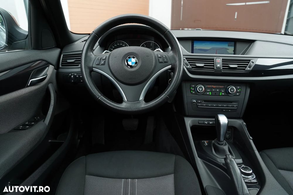 BMW X1 xDrive20d Aut. Sport Line - 11