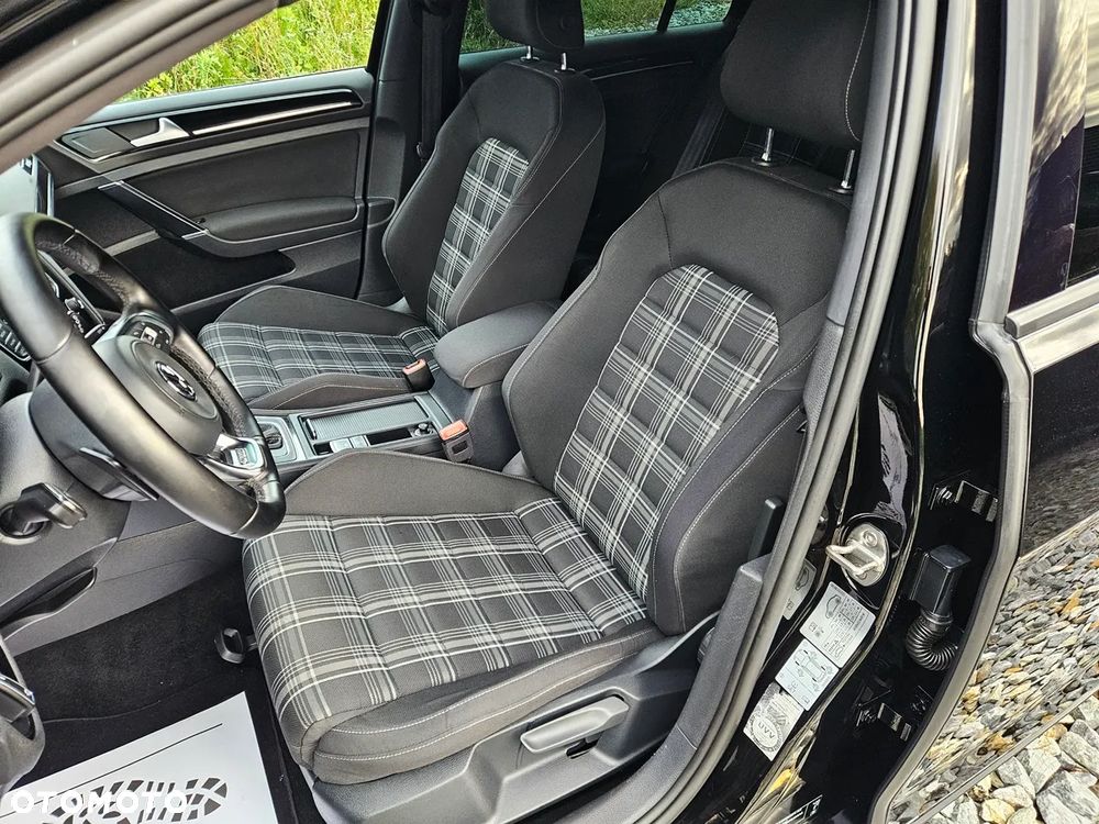 Volkswagen Golf Variant GTD 2.0 TDI SCR DSG - 30