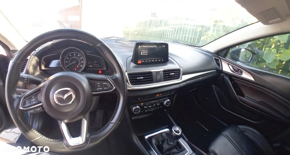 Mazda 3 - 7