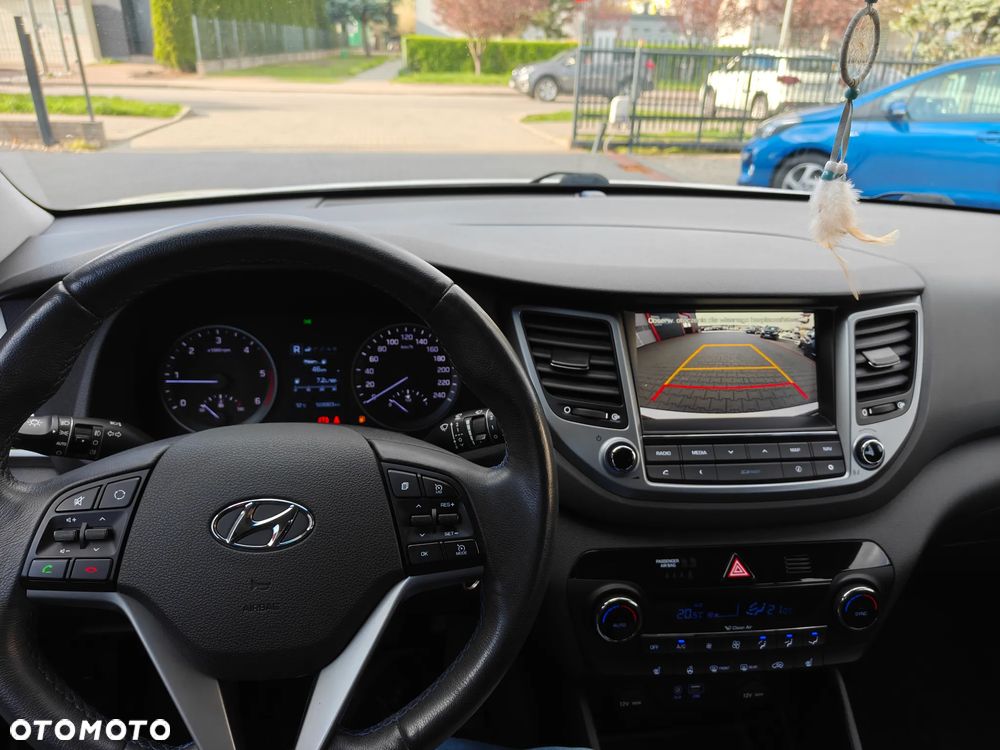 Hyundai Tucson blue 1.7 CRDi 2WD DCT Premium - 26
