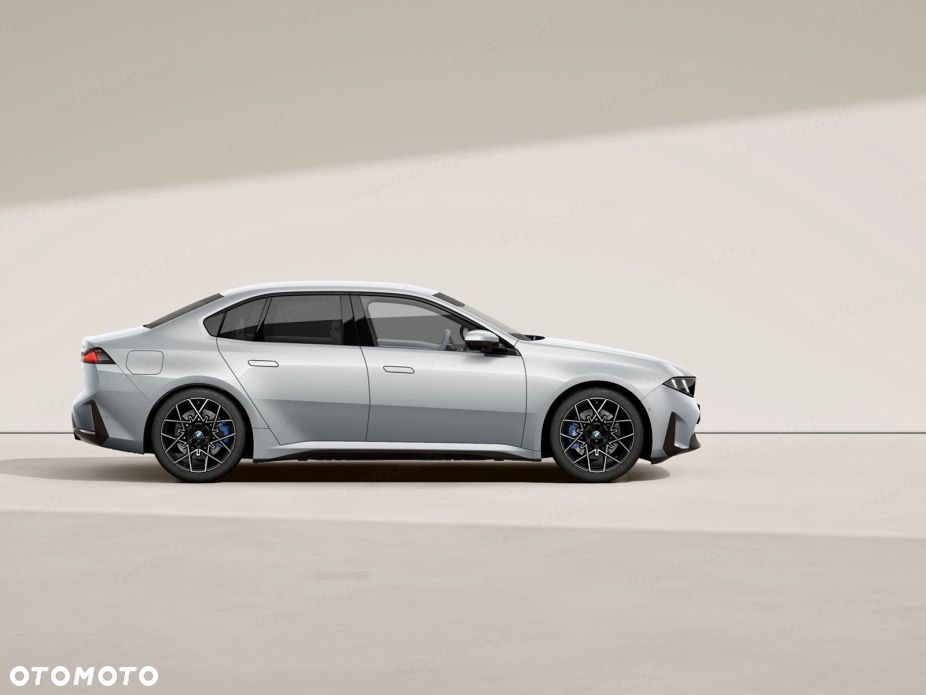 BMW i3 50 xDrive 113.4kWh - 7