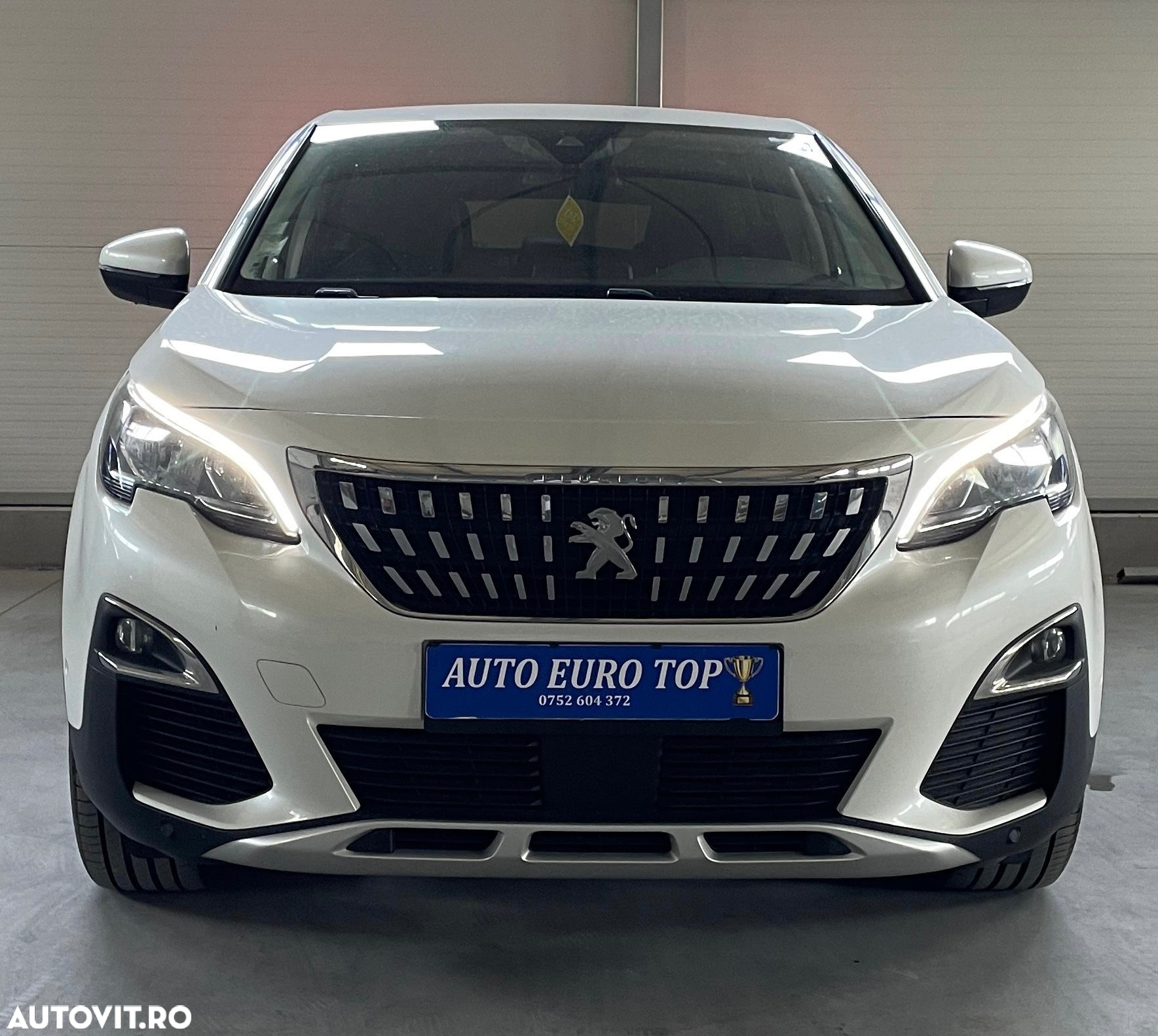 Peugeot 3008 1.2 PureTech Turbo S&S EAT6 GT-Line - 29