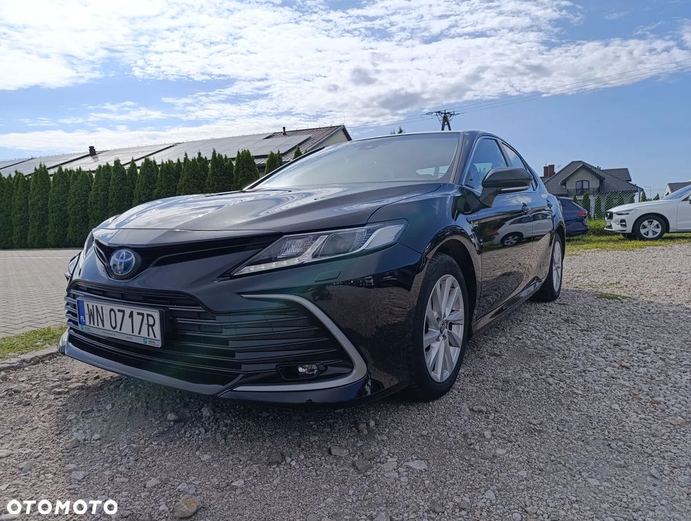 Toyota Camry 2.5 Hybrid Comfort CVT - 2