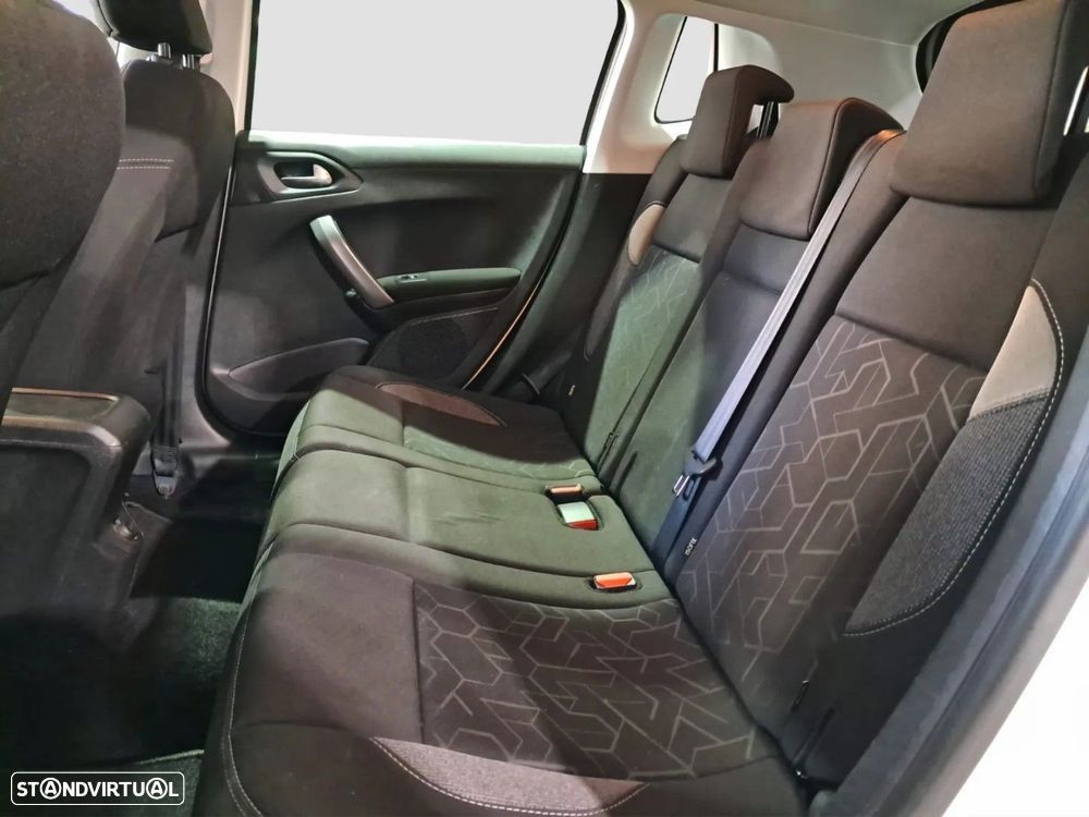 Peugeot 2008 1.2 VTi Active - 11