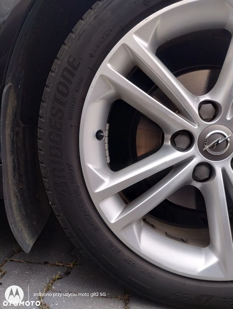 Opel Insignia 1.8 - 12