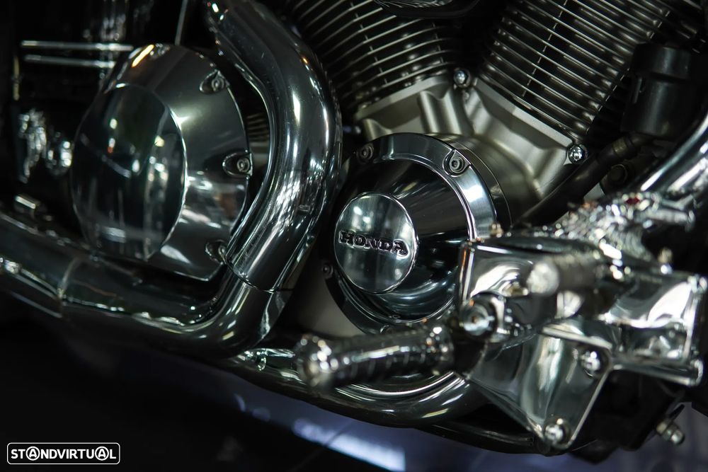 Honda VTX 1800 C - 33