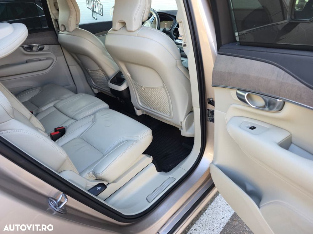 Volvo XC 90 - 21