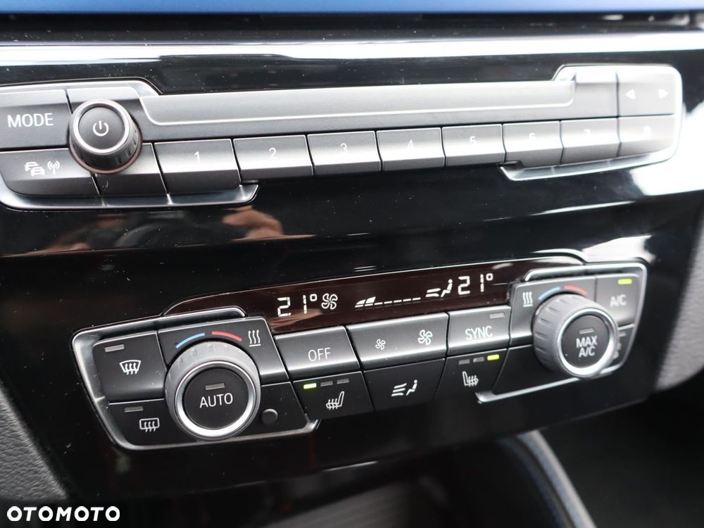 BMW X2 sDrive18i - 13