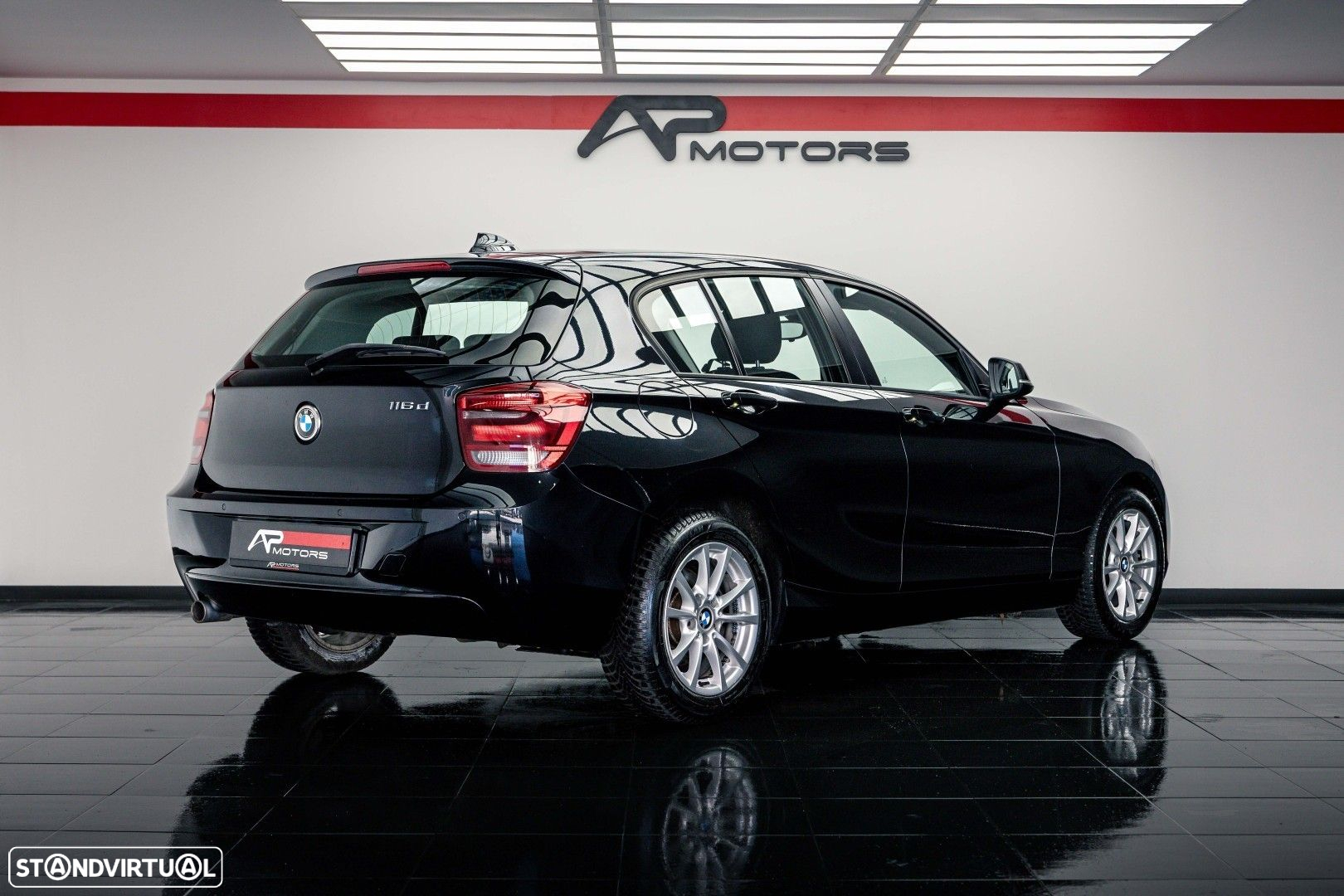 BMW 116 dA Line Urban - 4