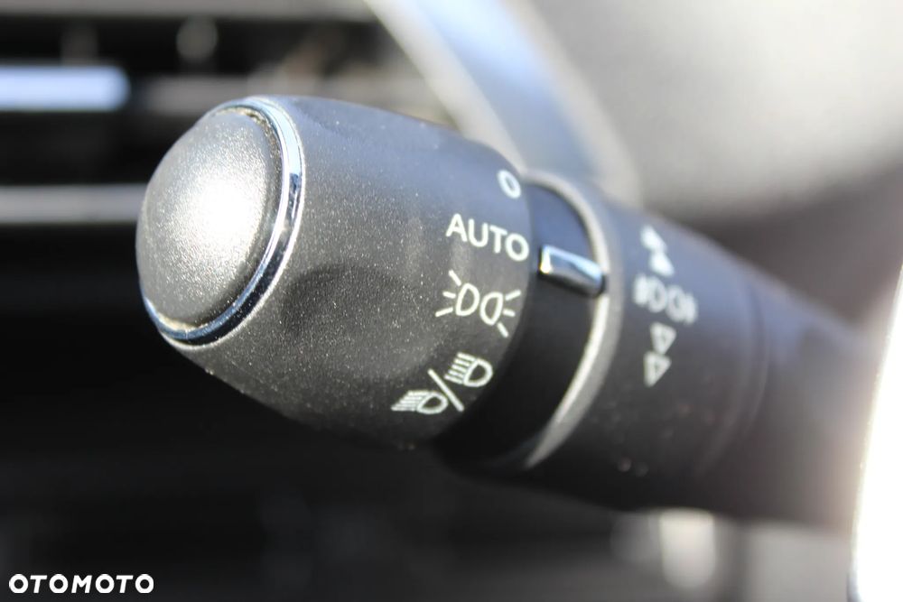 Peugeot 5008 PureTech 180 EAT8 Stop & Start GT - 20