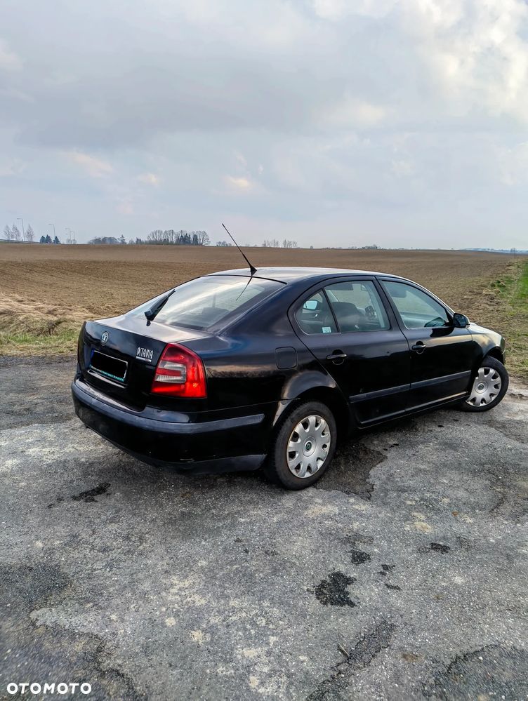 Skoda Octavia 2.0 TDI Ambiente - 2