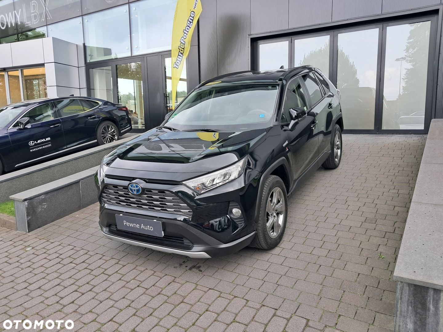 Toyota RAV4 - 1