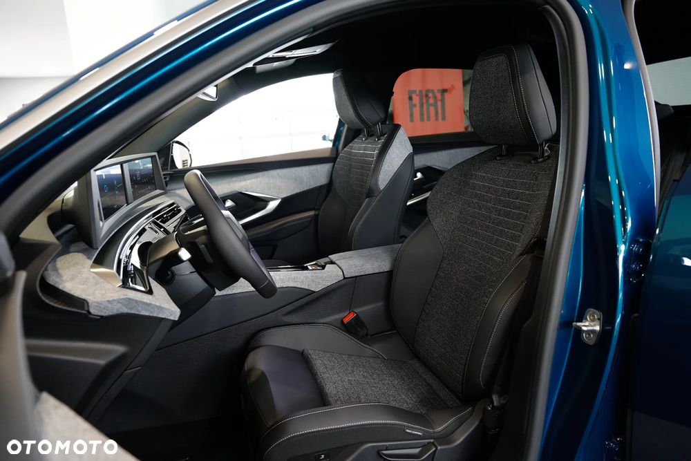 Peugeot 3008 1.2 PureTech mHEV Allure e-DCS6 - 11