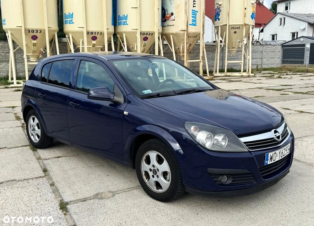 Opel Astra - 2