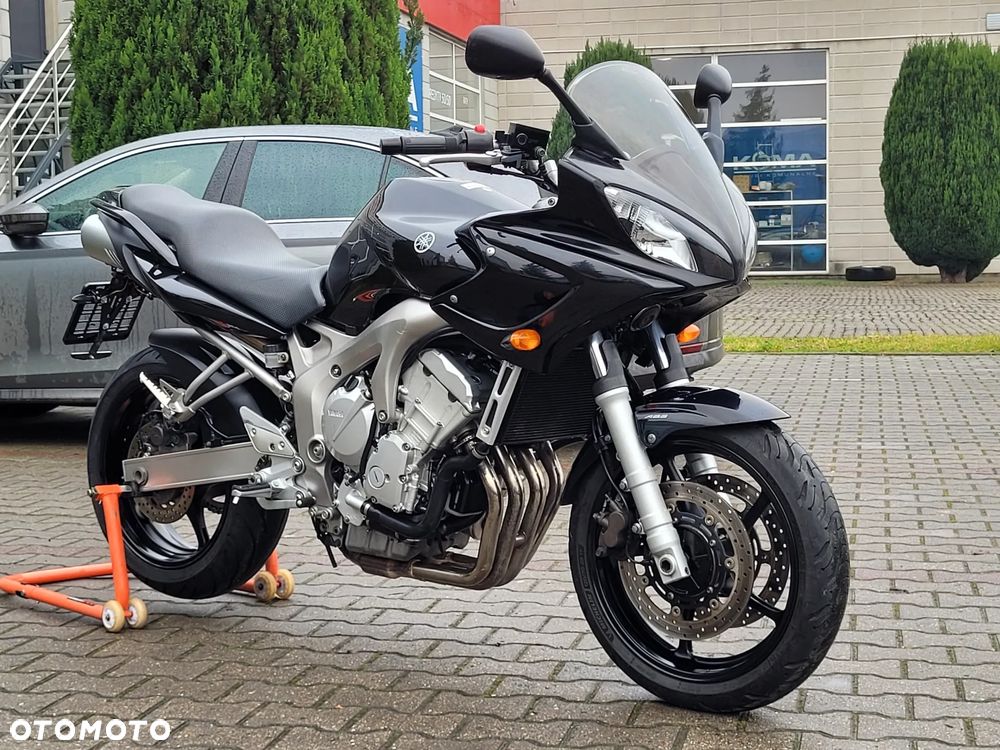 Yamaha FZ6 - 6