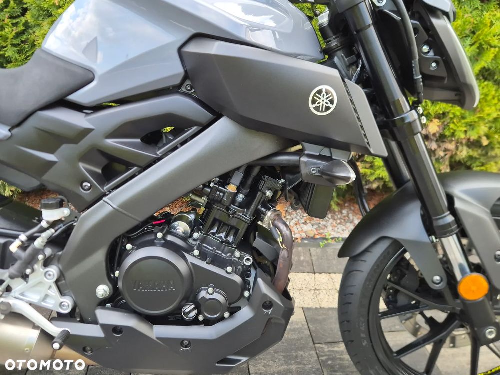 Yamaha MT - 7
