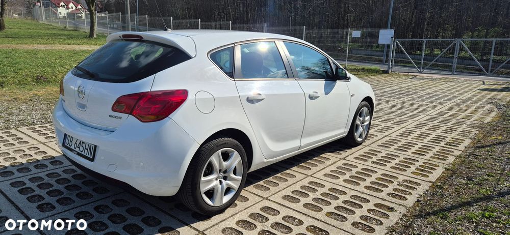 Opel Astra 1.4 ecoFLEX - 4
