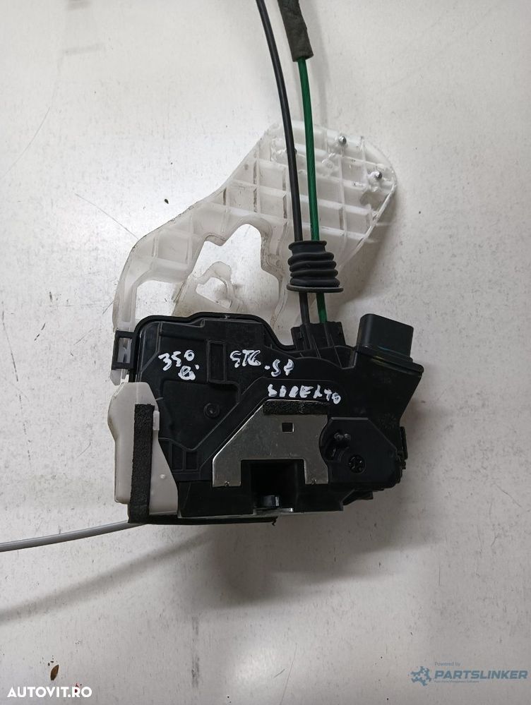 Broasca usa stanga spate KIA SORENTO II XM 2009 - > - 2