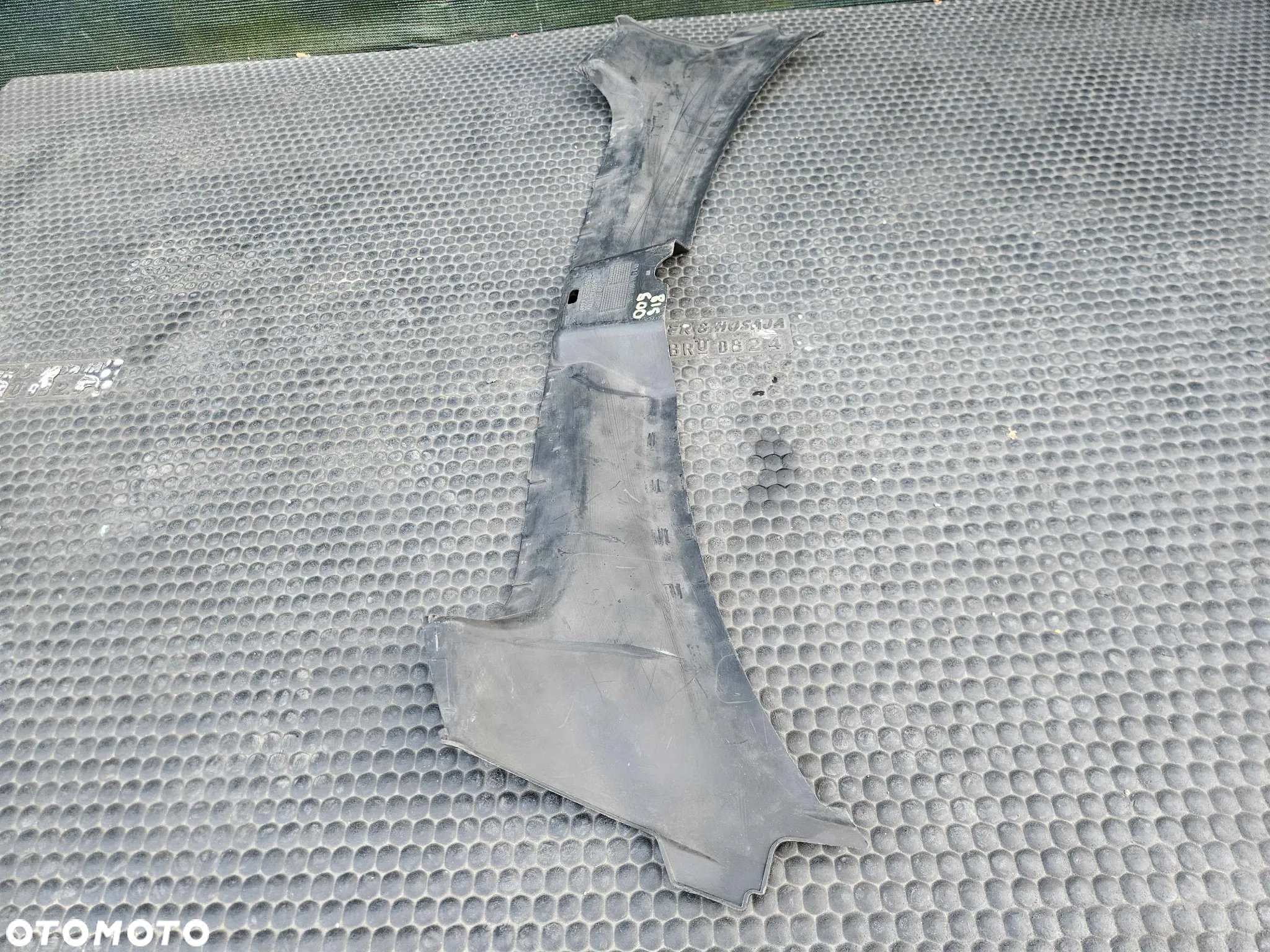 Oslona 4F0807081 Pasa Przedniego Zderzaka Nakladka Maskownica Zamek Audi A6 C6 2005r - 31