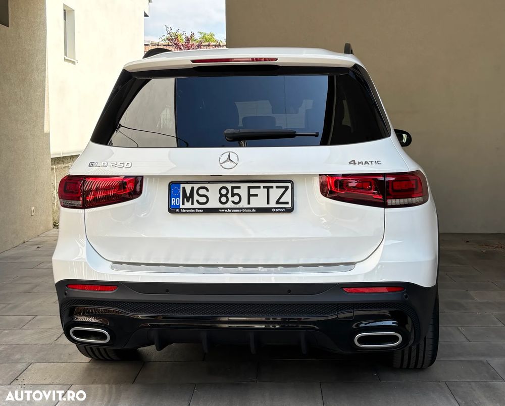 Mercedes-Benz GLB 250 4MATIC Aut. - 5