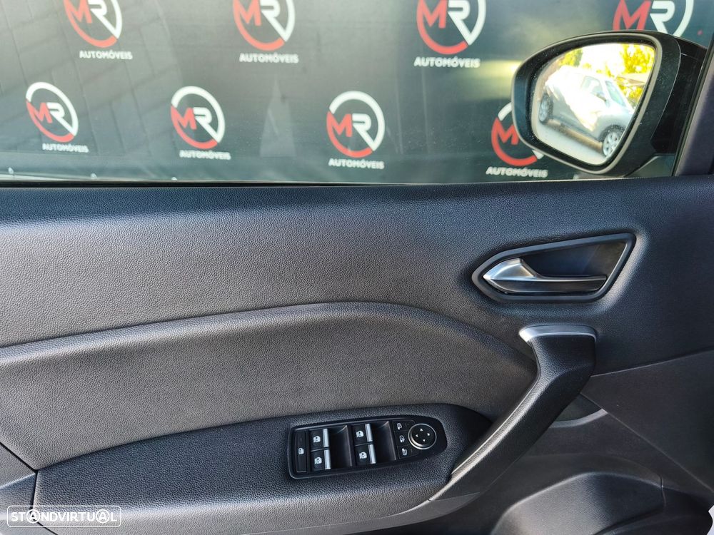Renault Captur - 28