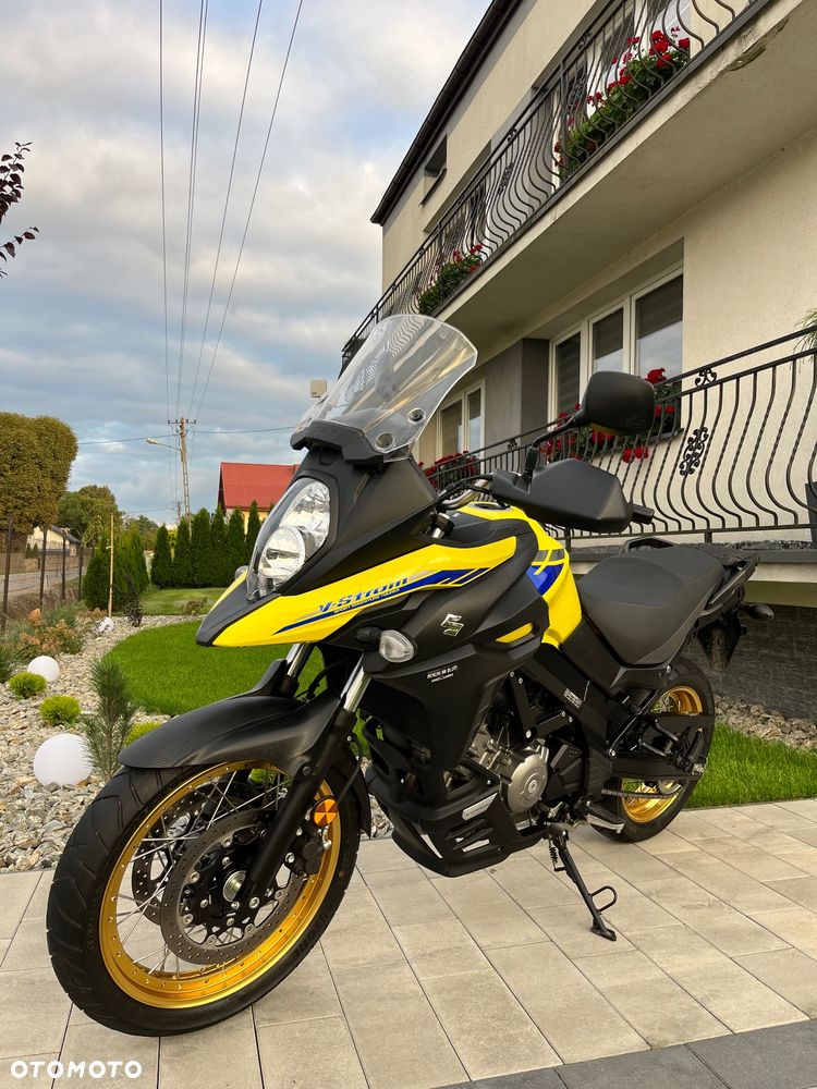 Suzuki V-STROM - 3
