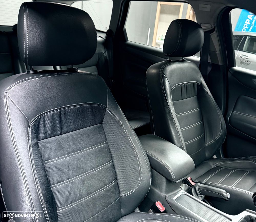 Ford Mondeo SW 2.0 TDCi Titanium X - 12