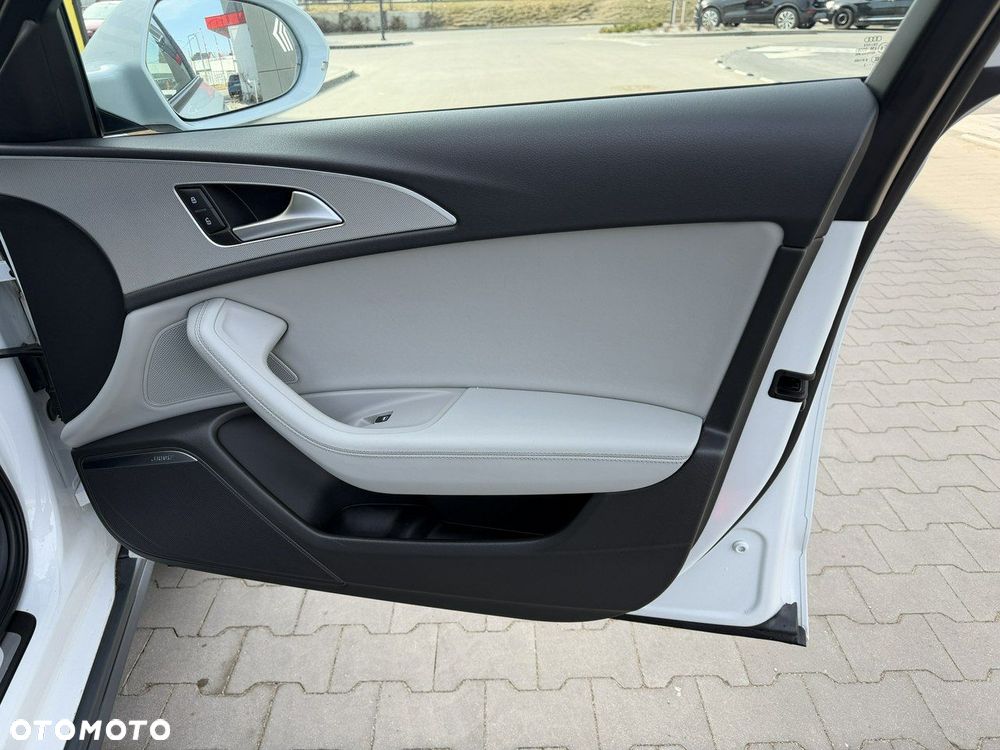 Audi A6 Allroad - 31